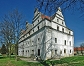 Autor 	ZeroJeden; Wikimedia Commons; Creative Commons Uznanie autorstwa – Na tych samych warunkach 3.0 Polska. 